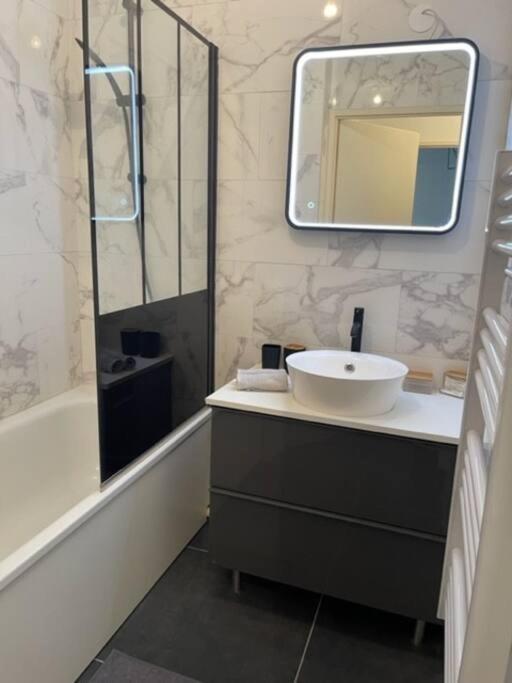 Mulhouse Grand T2 -  La Fonderie -Parking Gratuit Apartment Bagian luar foto